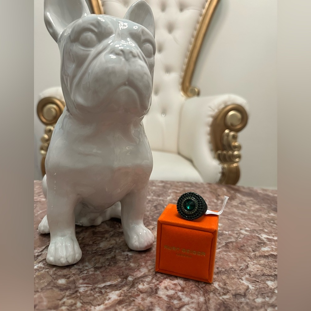 Kurt Geiger Elegant "WICKED" Green Stone Ring SIZE 8 NWT NIB